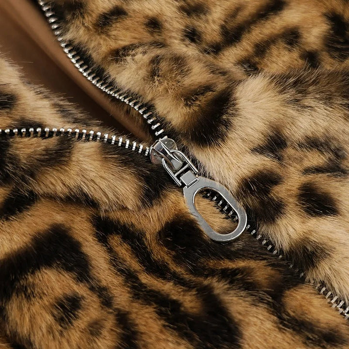 Jaqueta Pelúcia Animal Print Leopardo