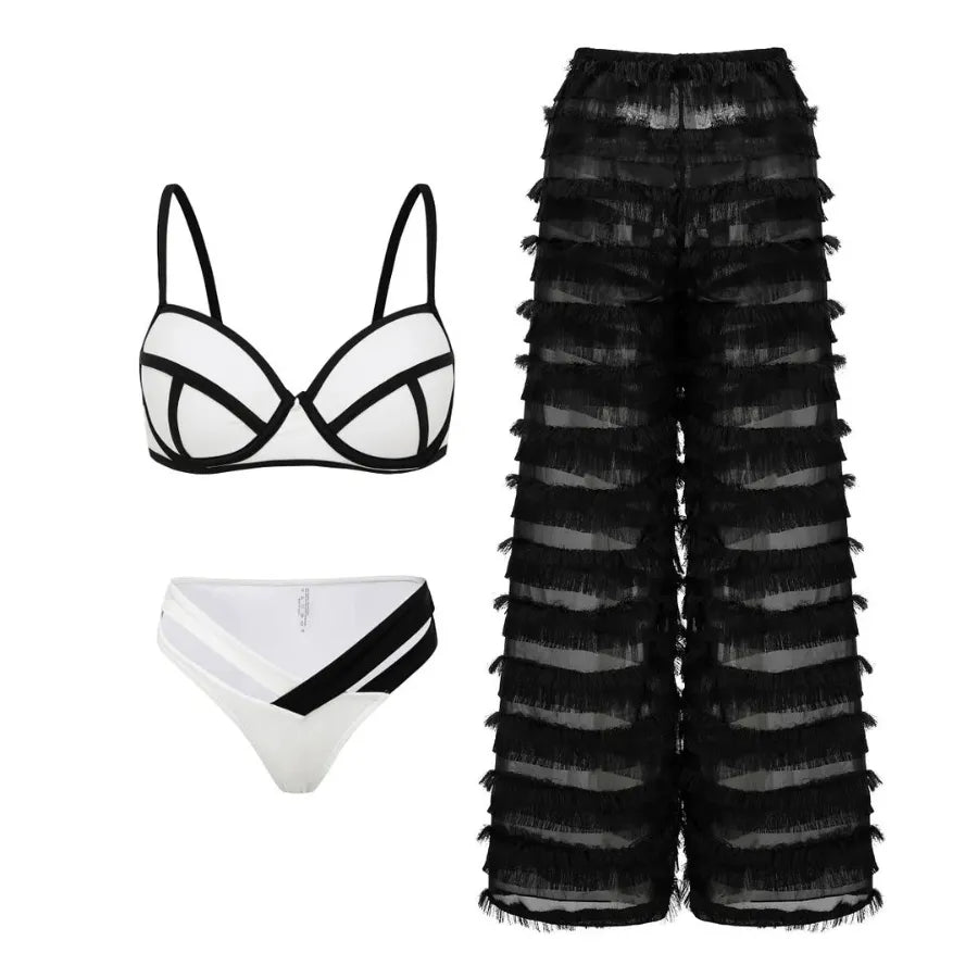 Biquíni Glamour Com Linhas Pretas Contrastantes - Poderosa