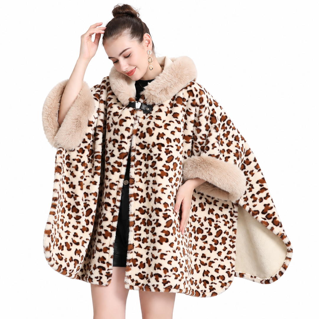 Poncho Com Pelos Animal Print Onça - Poderosa 