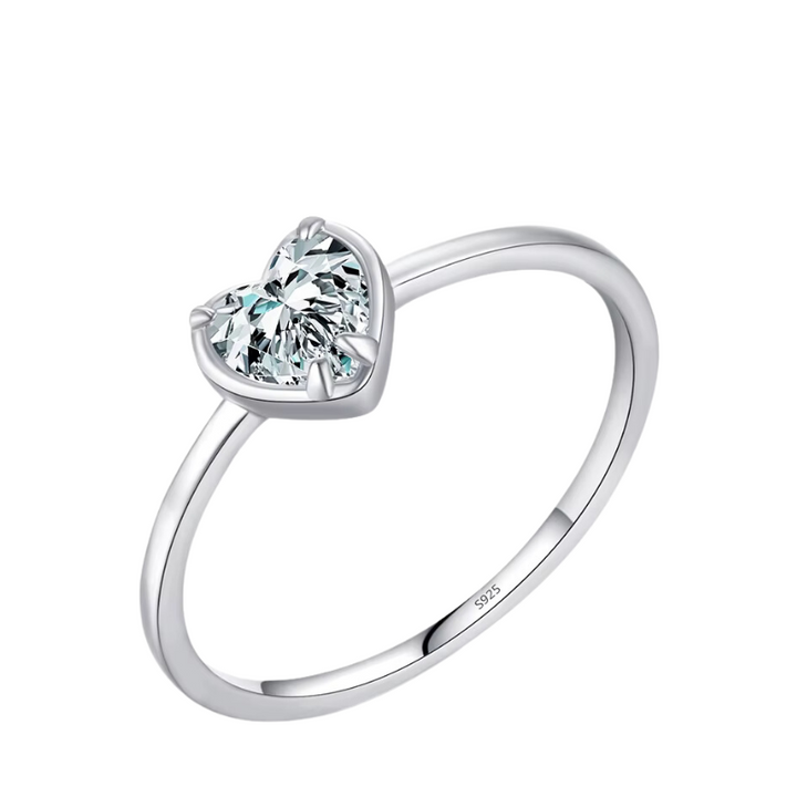 Anel Romântico Coração em Prata 925