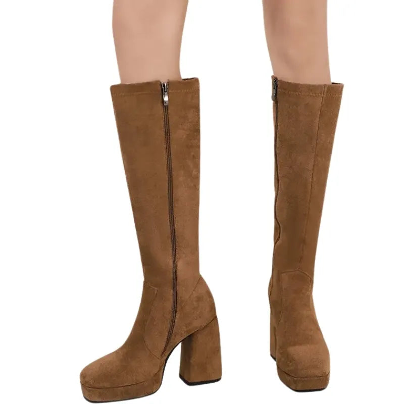 Bota Cano Alto Salto Bloco Suede