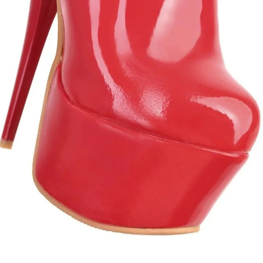 Bota Over The Knee Verniz Salto Agulha