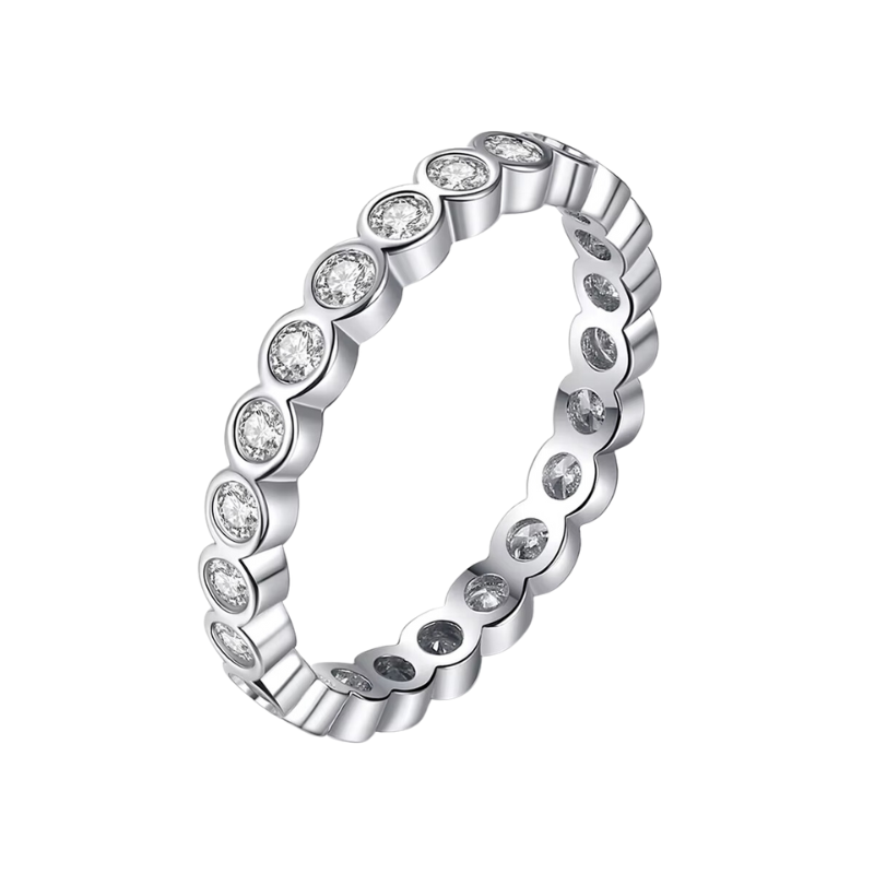 Anel Cravejado Com Zircônia Prata 925