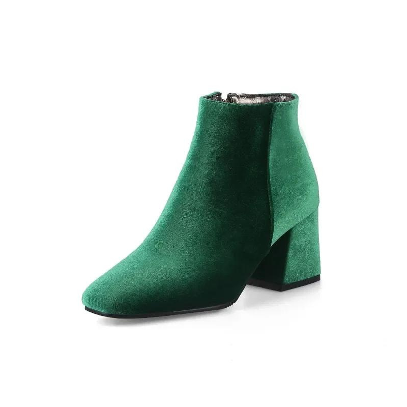Bota Ankle Boot Veludo Com Salto Bloco Verde - Poderosa