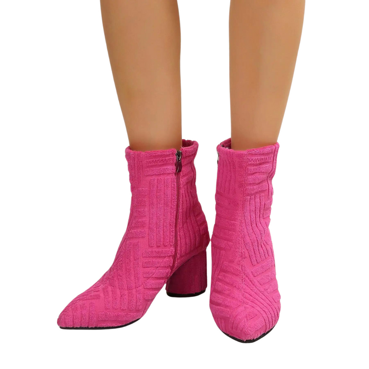 Bota Cano Curto Com Textura Rosa - Poderosa