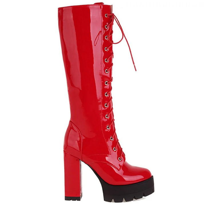 Bota Coturno Tratorado Cano Longo Verniz Vermelha - Poderosa