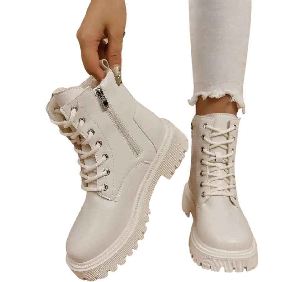 Bota Coturno Forrada Com Zíper Lateral