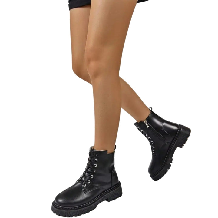 Bota Coturno Forrada Com Zíper Lateral