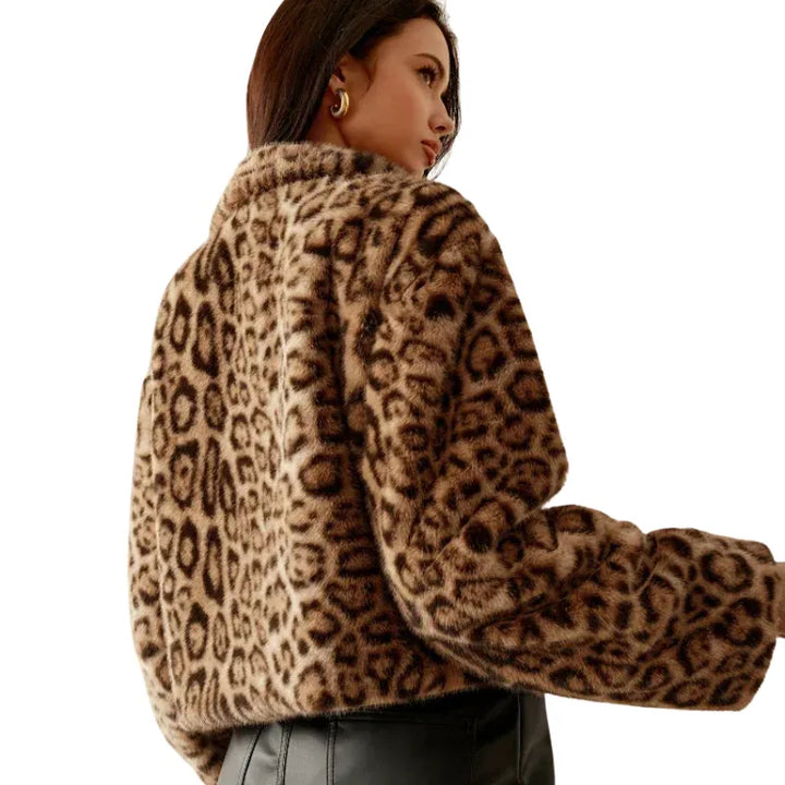 Jaqueta Pelúcia Animal Print Leopardo