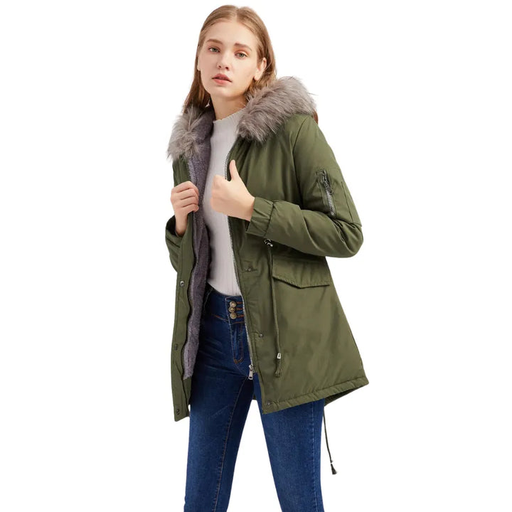 Parka Forrada Com Pelos Verde Militar
