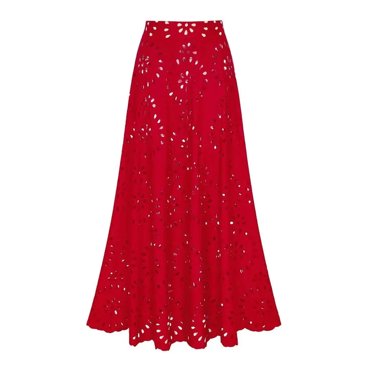 Saída de Praia com recortes vazados em padrão circular, modelo elegante e estiloso para praia ou piscina

