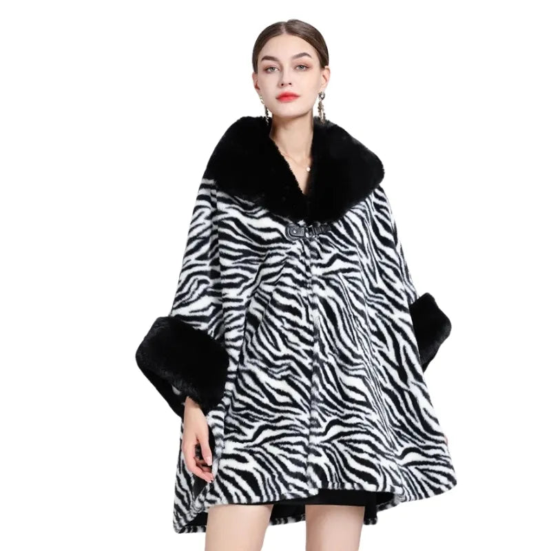 Casaco Poncho Animal Print Zebra