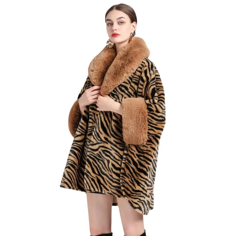 Casaco Poncho Animal Print Zebra