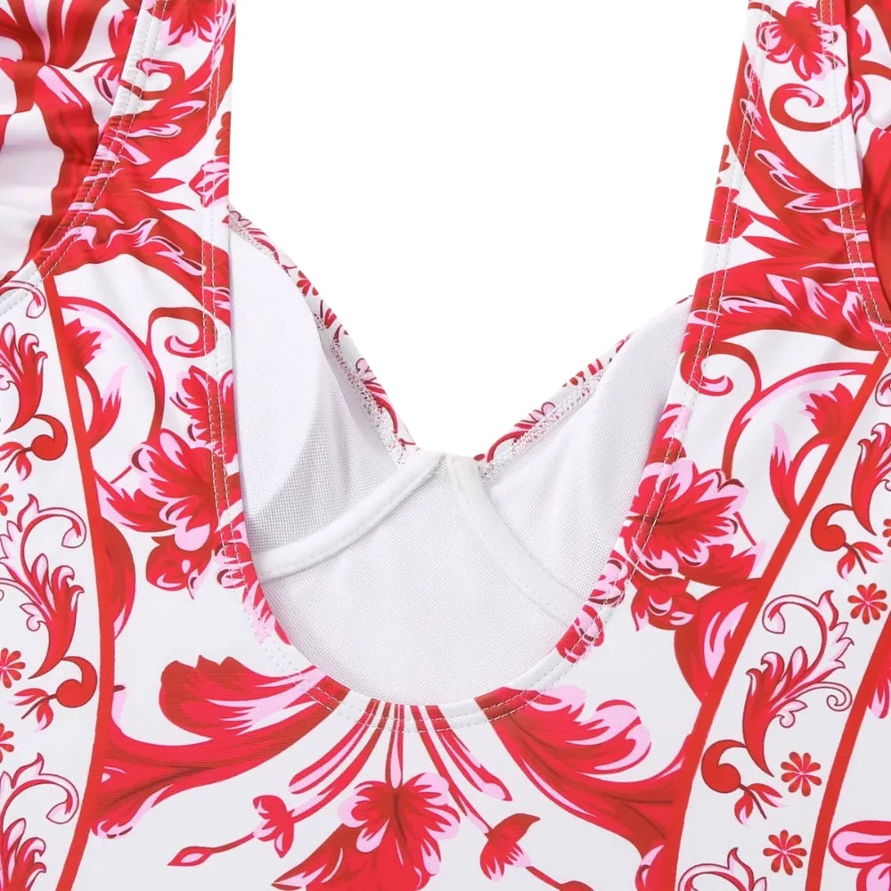 Maiô com babado nos ombros e estampa floral barroca vermelha - Poderosa

