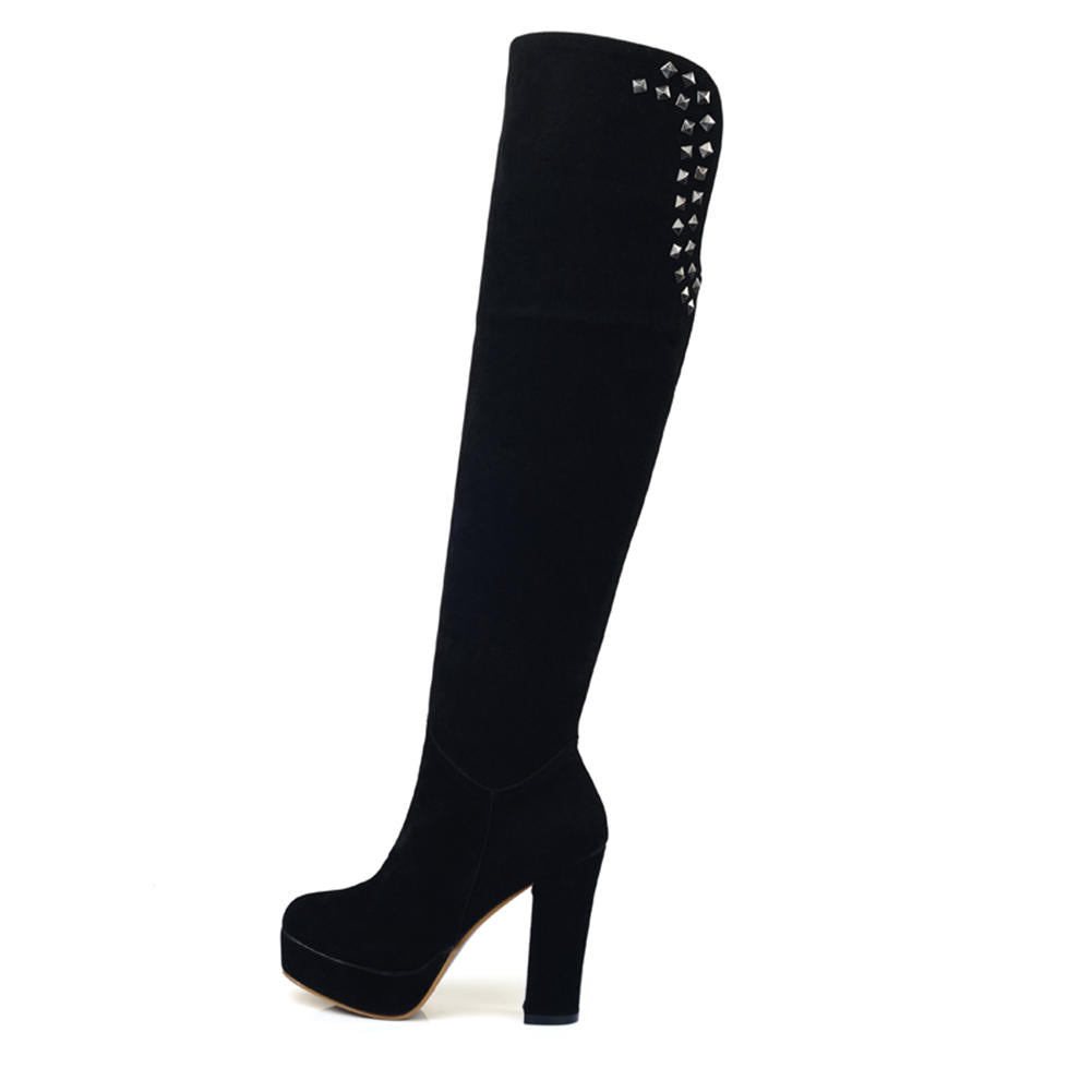 Bota Over The Knee Salto Alto Com Rebites