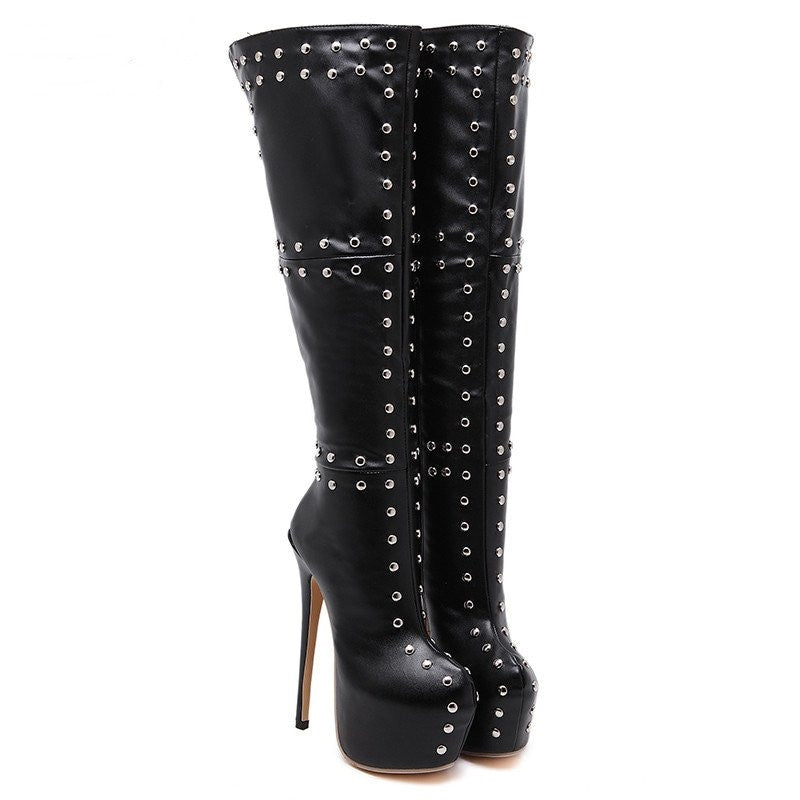 BOTA OVER THE KNEE COM REBITES PRETA - PODEROSA SHOP