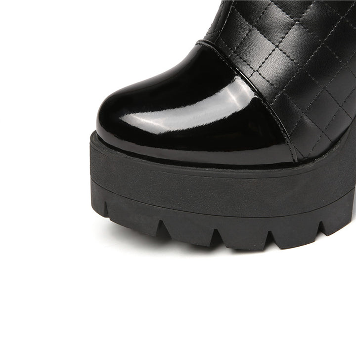 Bota Matelassê Cano Longo Tratorada