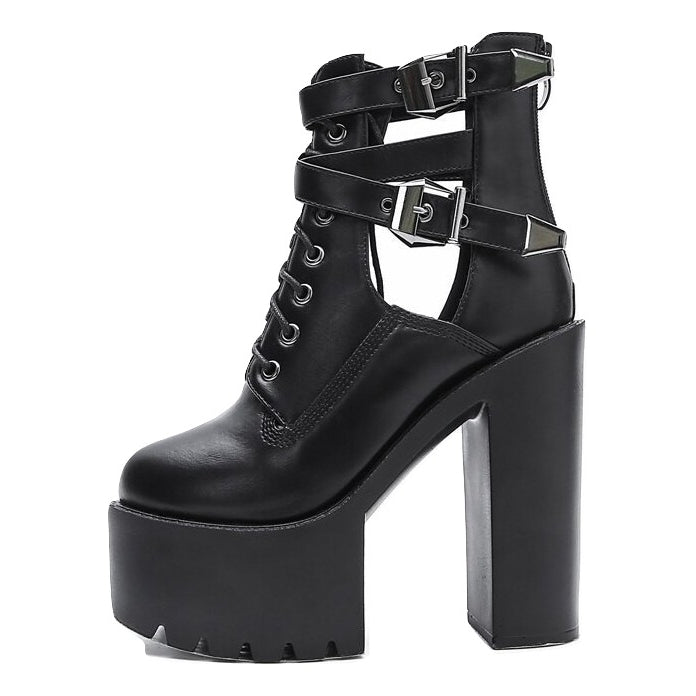 Ankle Boot Tratorada Fivelas Urbanas