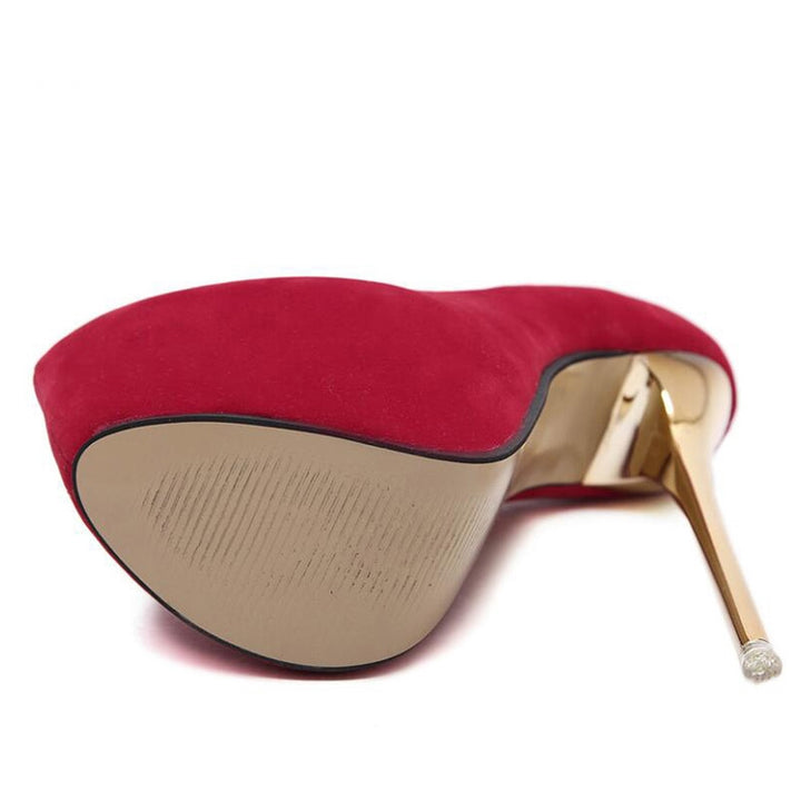 Scarpin Veludo Salto Dourado