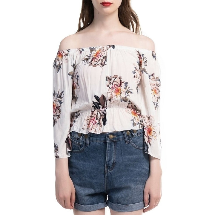 Blusa Ombro a Ombro Floral