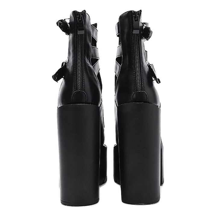 Ankle Boot Tratorada Fivelas Urbanas