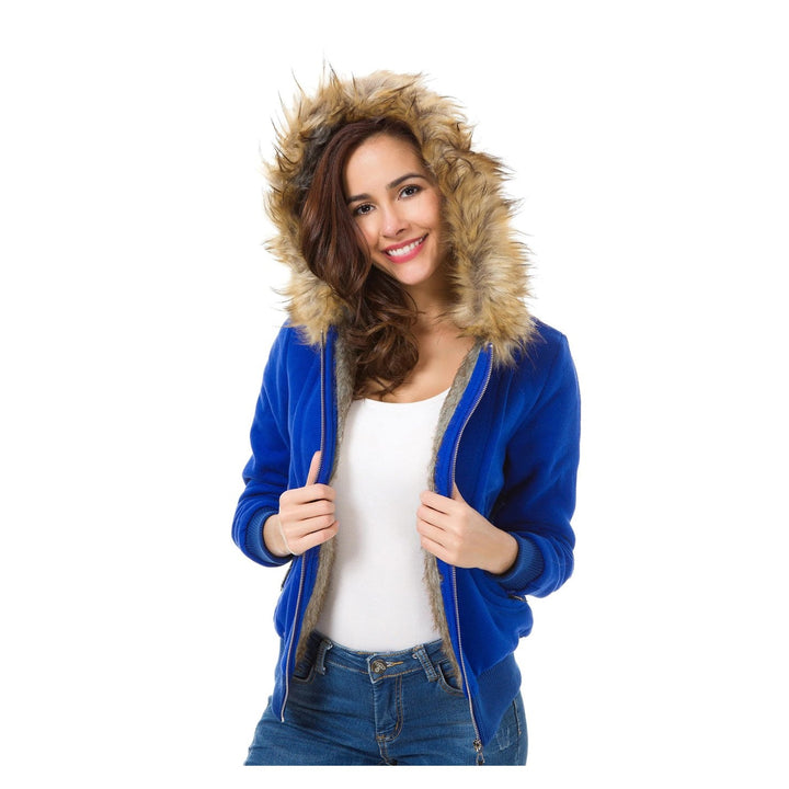 Jaqueta Moletom Com Capuz e Pelos