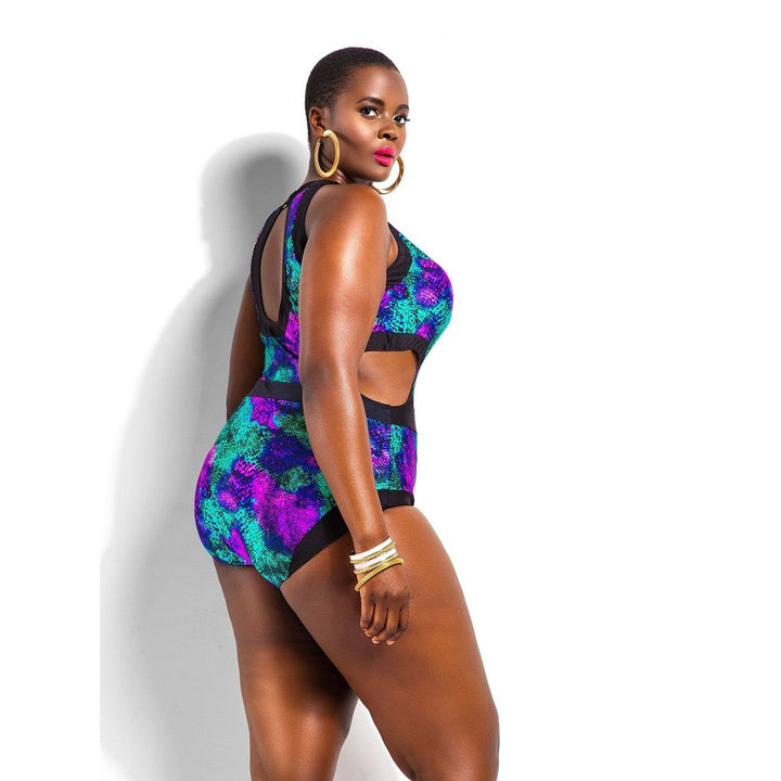 MAIÔ PLUS SIZE COM ESTAMPA COLORIDA - PODEROSA SHOP