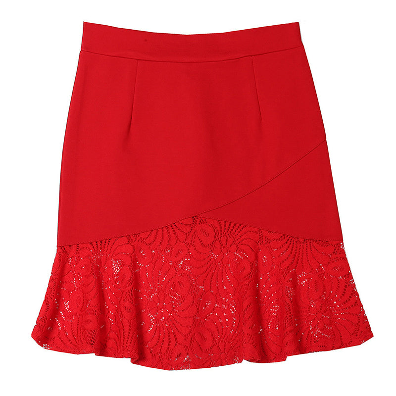 Saia Flare Com Renda Plus Size