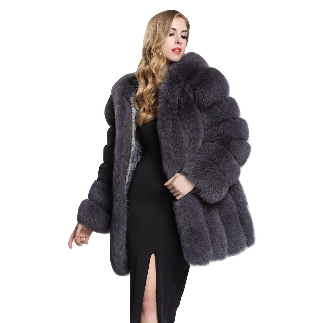 Casaco de Pelo Com Capuz