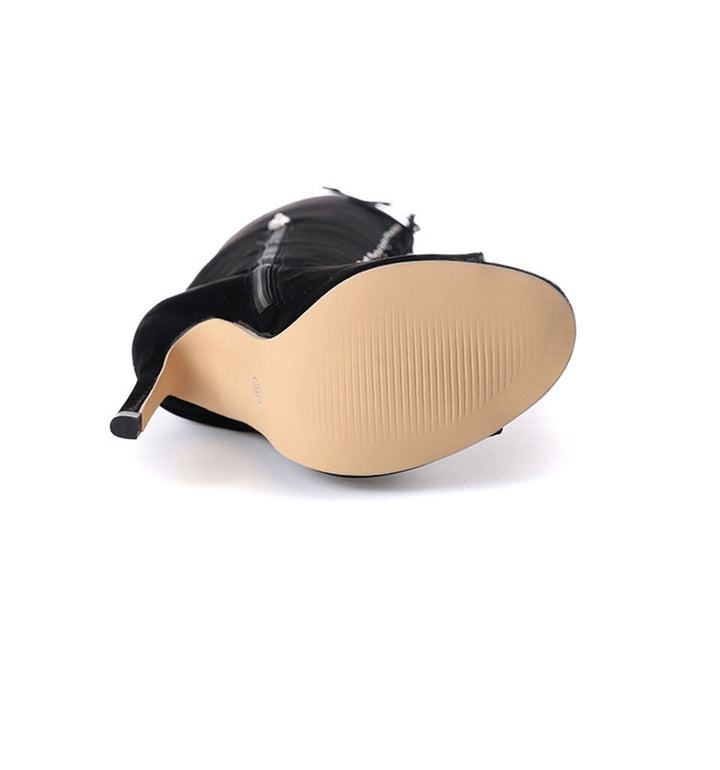 Bota Over The Knee Vazada Com Amarração Frontal