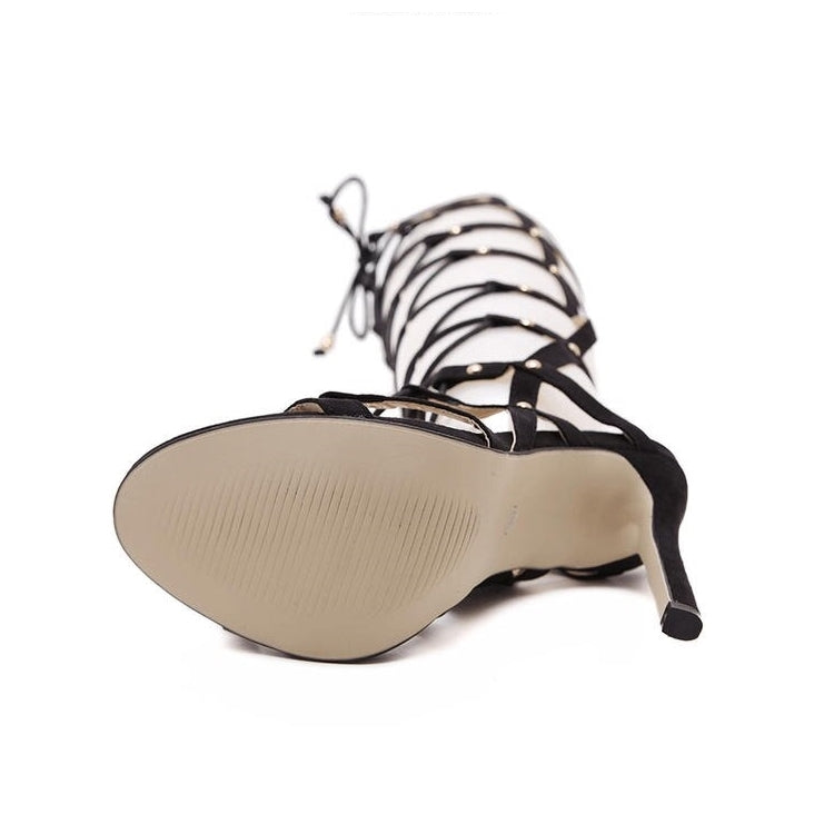 Sandália Gladiadora Salto Fino Rebites