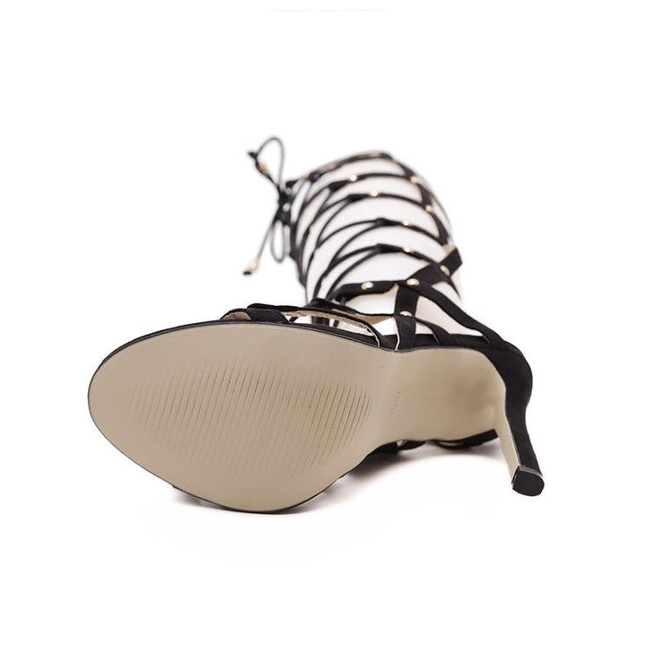 Sandália Gladiadora Salto Fino Rebites