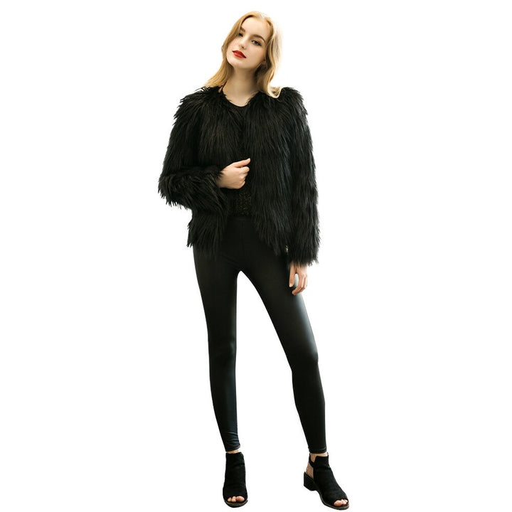 Casaco de Pelo Sintético Preto Clássico