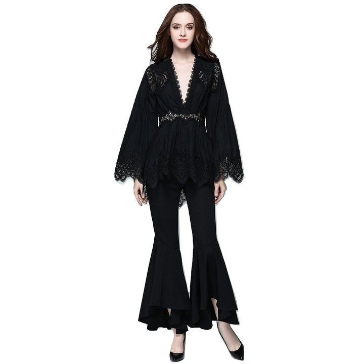 Blusa Decote V Manga Flare Renda