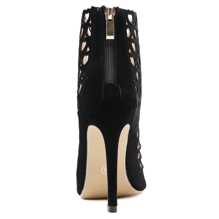 Open Boot Corações Vazados Salto Alto