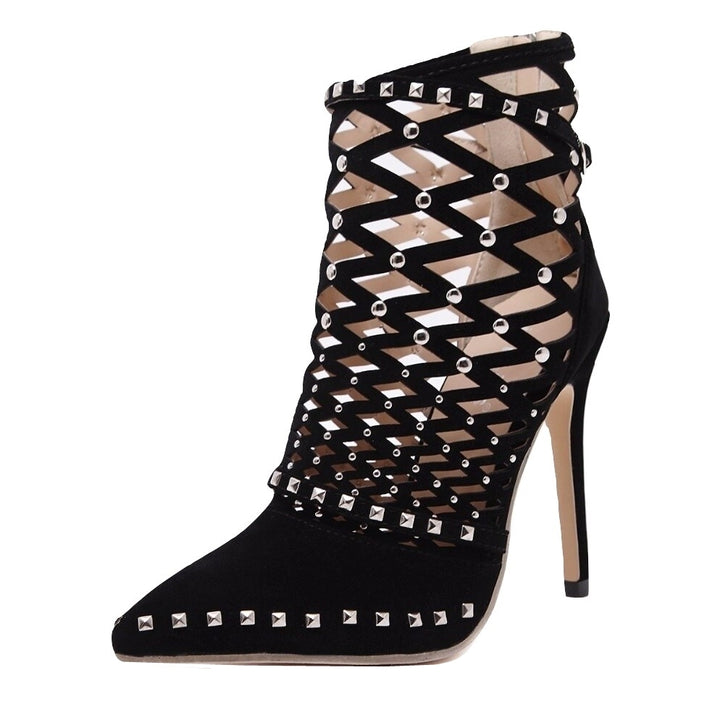 Scarpin Gladiador Com Tiras e Rebites