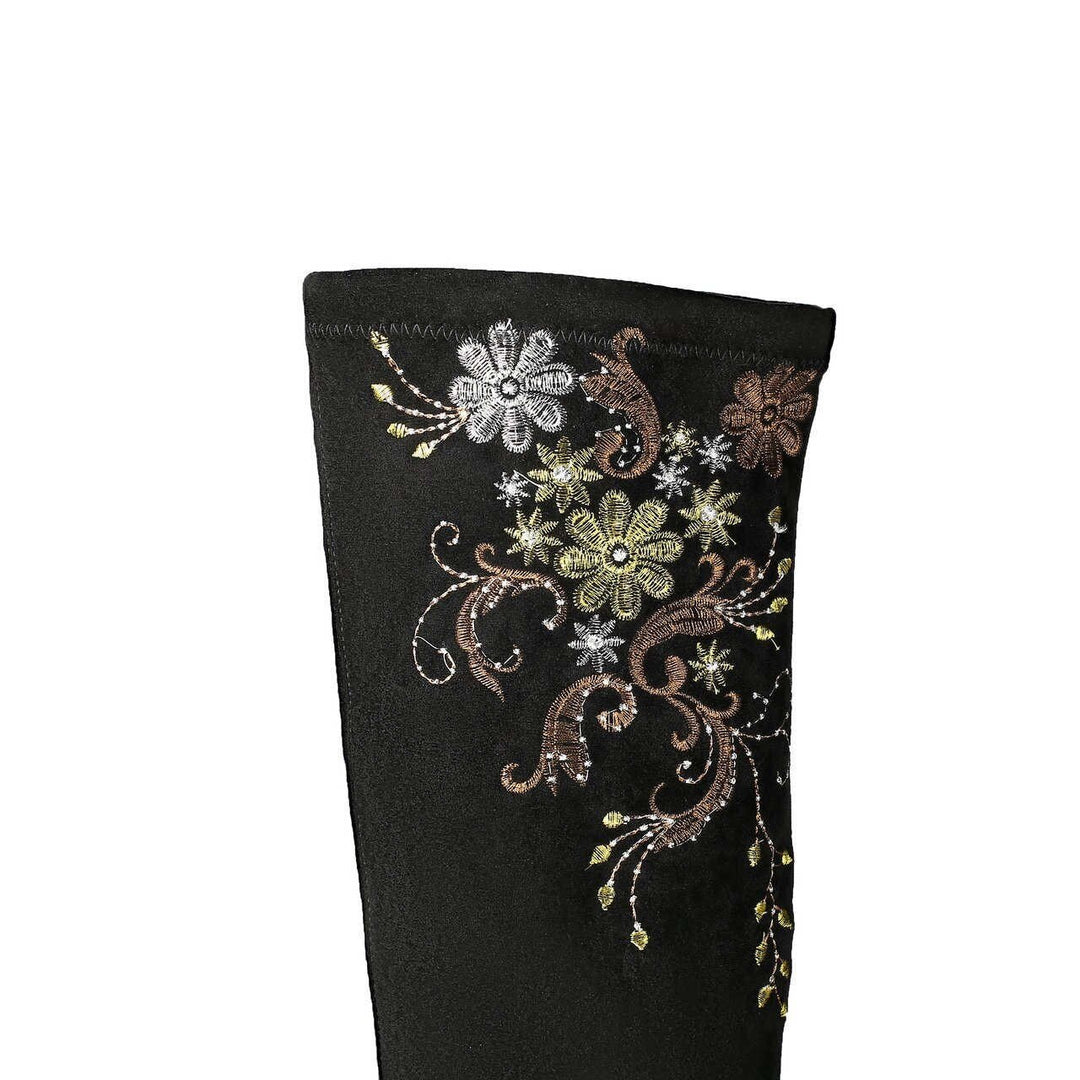 Bota Salto Grosso com Aplique Floral