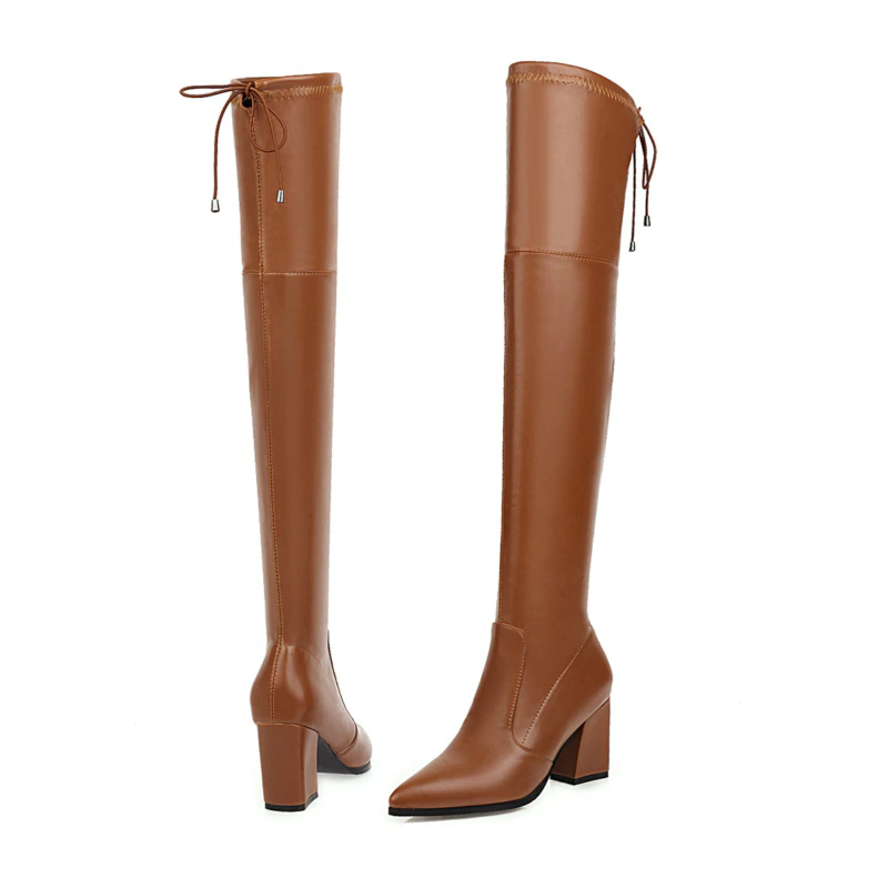 Bota Over the Knee Bico Fino Com Amarração