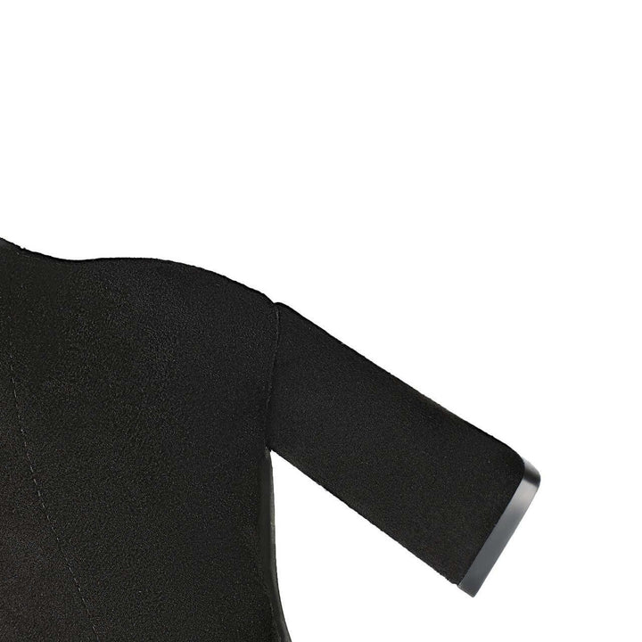 Bota Salto Grosso com Aplique Floral