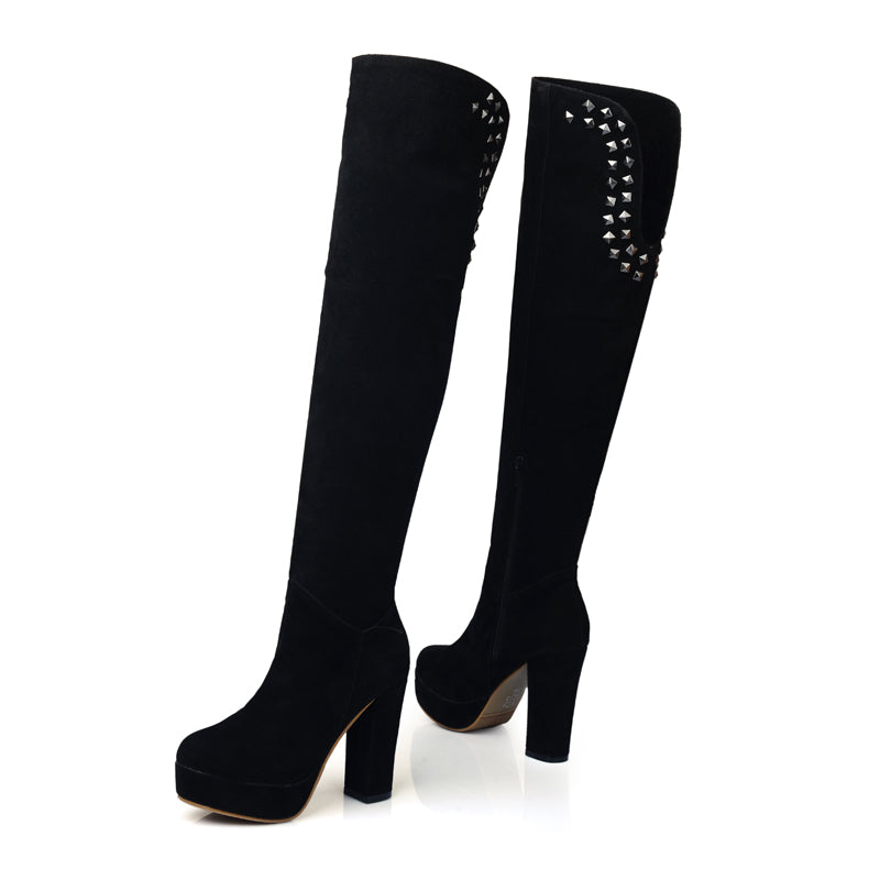 Bota Over The Knee Salto Alto Com Rebites