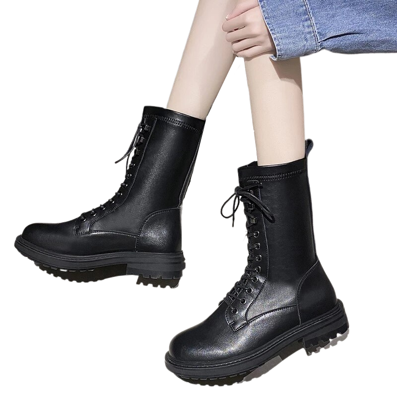 Bota Coturno De Couro Com Ilhós