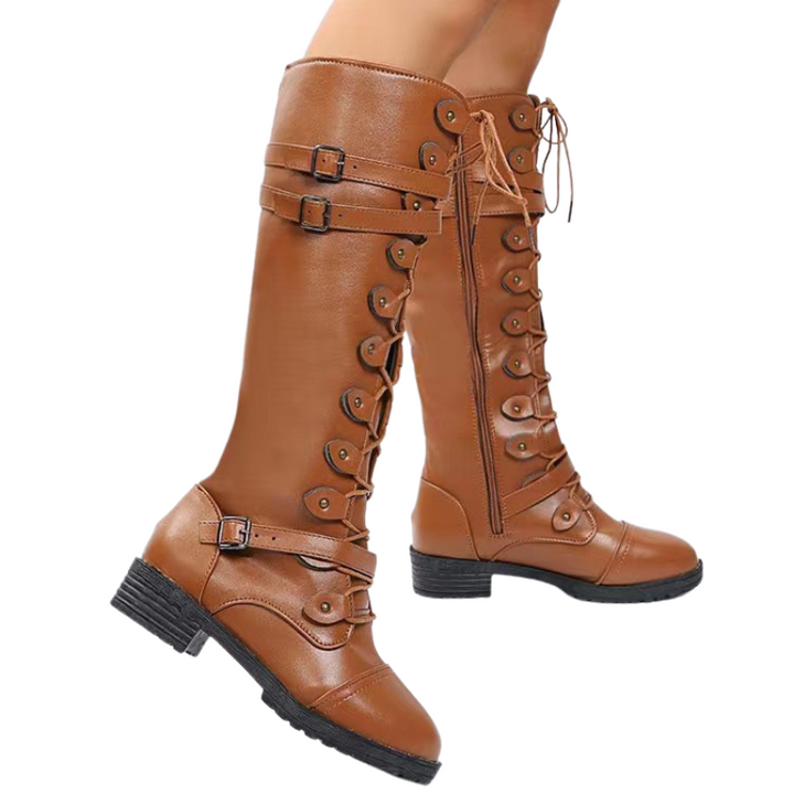 Bota Coturno Cano Alto Street Style