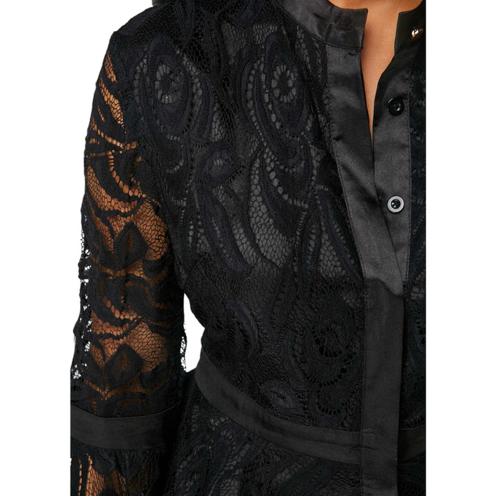 Blusa de Renda Manga Sino Plus Size