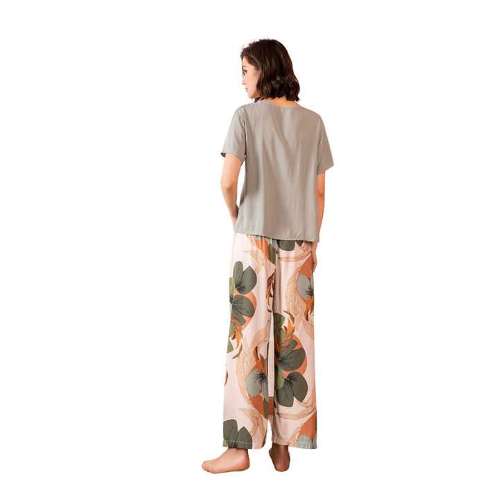 Pijama Camisa Manga Curta e Calça Estamado Floral