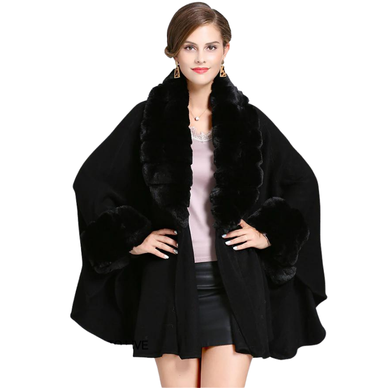 Poncho Viena Com Detalhes em Pelo