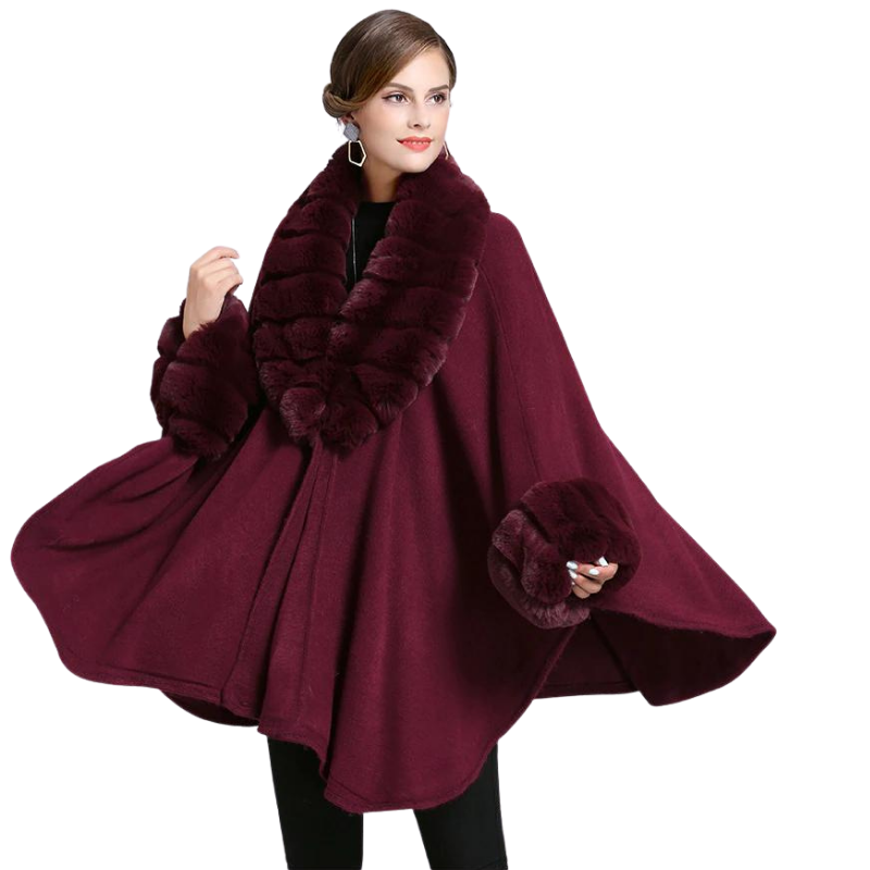 Poncho Viena Com Detalhes em Pelo