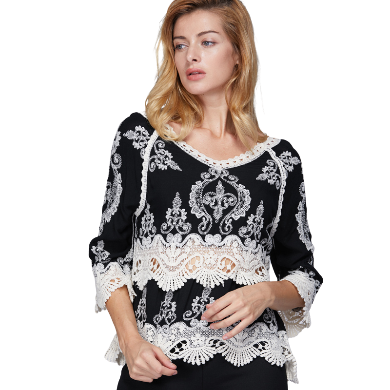 Blusa Feminina Detalhe Crochet