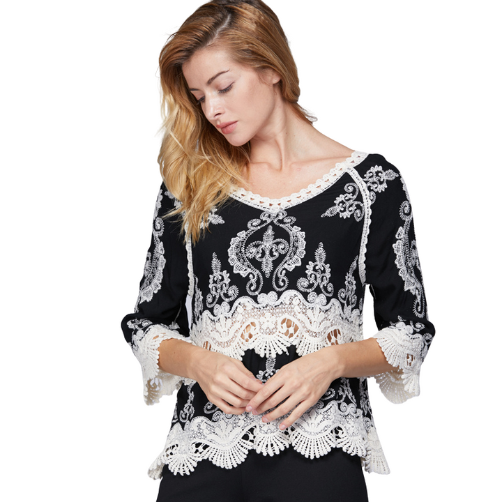 Blusa Feminina Detalhe Crochet