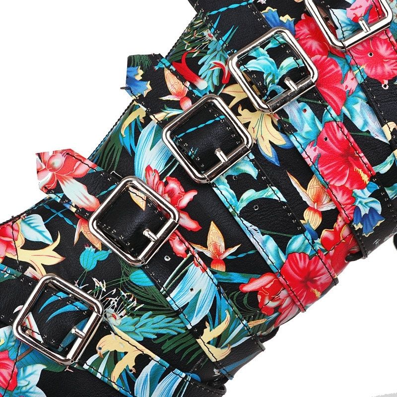 Bota Estilo Gótico Plataforma Com Fivelas