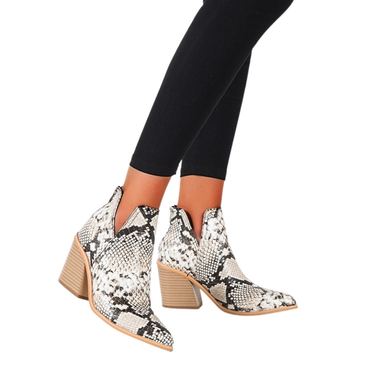 Ankle Boot Snake Com Salto Bloco